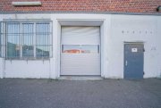 Ratingen Ebenerdige Lagerhalle mit mechanischem Tor zentral in Ratingen Gewerbe mieten