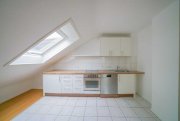 Ratingen Ratingen-Süd: Gemütliche 3-Zimmer-Dachgeschosswohnung mit EBK und Gartenmitbenutzung im Grünen Wohnung mieten