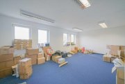 Ratingen Großzügige Bürofläche mit Potential in Ratingen! Gewerbe mieten
