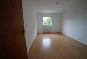 Ratingen Ratingen-Ost: Helle 3-Zimmer-Wohnung mit Loggia und Garagen-Stellplatz (Aufzug vorhanden) Wohnung mieten