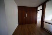Ratingen Ratingen-Ost: Helle 3-Zimmer-Wohnung mit Loggia und Garagen-Stellplatz (Aufzug vorhanden) Wohnung mieten