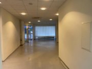Mönchengladbach Schaufenster + Büroräume + zentrale Lage = Besonders attraktive Gewerbefläche zu vermieten Gewerbe mieten