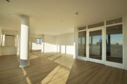 Köln CITYHOUSE: Penthouse - Kölns schönster Blick auf den Dom! 90 m² Terrasse in Süd-West-Ausrichtung Wohnung mieten
