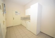 Bornheim (Rhein-Sieg-Kreis) Helle, großzügige Büroräume/Ausstellungsfläche im Gewerbegebiet Sechtem Gewerbe mieten