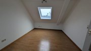 Hermeskeil Helle 2,5-Zimmer-Dachgeschosswohnung mit Garage – modernisiert & sofort bezugsfrei Wohnung mieten