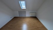 Hermeskeil Helle 2,5-Zimmer-Dachgeschosswohnung mit Garage – modernisiert & sofort bezugsfrei Wohnung mieten