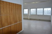 Freudenberg (Kreis Siegen-Wittgenstein) Büroetage mit 9 Büros, Bad, Teeküche, getrennte Toiletten, 4 Abstellräume Gewerbe mieten