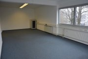 Freudenberg (Kreis Siegen-Wittgenstein) Teil-Büroetage mit 3 Büros, Teeküche, getrennte Toiletten, Aufzug Gewerbe mieten