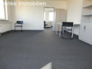 Frankfurt am Main Schöne und helle Bürofläche im 2. OG, 10 Räume, 300 m², Teeküche, Berner Straße, zu vermieten Gewerbe mieten