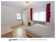 Oberursel (Taunus) TRAUM-hafte 3,5 ZKB im 1.OG eines 3 FH mit SONNEN-Balkon und WOHN-Küche Wohnung mieten