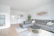 Rödermark DIETZ: Moderne und helle 4-Wohnung im 3. OG , 1 Terrasse, Aufzug und 2 TG-Stellplätzen in Rödermark! Wohnung mieten