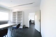 Erlensee WRS Immobilien - Erlensee - kleine Bürofläche in zentraler Lage - mit Balkon und Duschbad Gewerbe mieten
