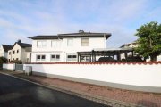 Erlensee WRS Immobilien - Erlensee - kleine Bürofläche in zentraler Lage - mit Balkon und Duschbad Gewerbe mieten