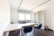 Erlensee WRS Immobilien - Erlensee - kleine Bürofläche in zentraler Lage - mit Balkon und Duschbad Gewerbe mieten