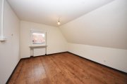 Großostheim DIETZ: Einzugsbereite 3-4-Zimmer-Wohnung mit Einbauküche, opt. Garage und Klimaanlage - Ruhige Lage! Wohnung mieten