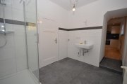 Obernburg am Main DIETZ: Neu renovierte 2-Zimmer-Erdgeschosswohnung mit Einbauküche nur 20m von der Römerstraße! Wohnung mieten