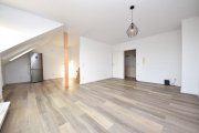Mainaschaff DIETZ: Einzugsbereite 3-Zimmer-Wohnung mit neuer Einbauküche, Balkon, modernem Bad und Gäste-WC! Wohnung mieten