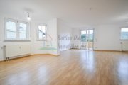 Elsenfeld DIETZ: Gepflegte 4-Zimmer Maisonettewohnung mit 2 PKW Stellplätzen in Elsenfeld - Rück Wohnung mieten