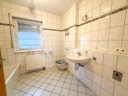 Leidersbach DIETZ: Bezugsfertige 2-Zimmer-Wohnung mit Einbauküche in ruhiger Lage von Leidersbach! Wohnung mieten