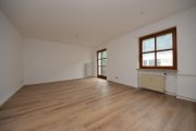Heigenbrücken DIETZ: Neu-renovierte 1-Zimmer-Wohnung mit Balkon, Einbauküche, optionale Garage in Heigenbrücken! Wohnung mieten
