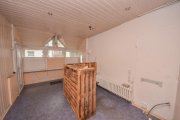 Sailauf DIETZ: Ladengeschäft - Verkaufsfläche im Erdgeschoss von 197,50m² zentral gelegen in Sailauf Gewerbe mieten