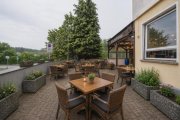 Sailauf DIETZ: Zentral gelegene Gaststätte mit Biergarten-Terrasse in Sailauf - Hauptstraße viele Parkplätze Gewerbe mieten