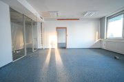 Babenhausen DIETZ! Büro-, Praxis oder sonstige Gewerberäume - zentrale Lage von Babenhausen! Fitnessstudio im EG Gewerbe mieten