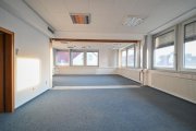 Babenhausen DIETZ! Büro-, Praxis oder sonstige Gewerberäume - zentrale Lage von Babenhausen! Fitnessstudio im EG Gewerbe mieten