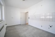 Babenhausen DIETZ: Gepflegte Obergeschosswohnung mit Balkon und Stellplatz in Babenhausen - Hergershausen. Wohnung mieten