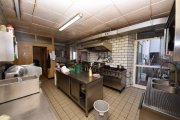 Babenhausen DIETZ: Voll eingerichteter, gut laufender Imbiss mit einheimischer Küche zur sofortigen Übernahme! Gewerbe mieten