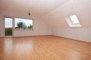 Münster (Landkreis Darmstadt-Dieburg) DIETZ: 2016 sanierte 3 Zimmer Dachgeschosswohnung Top modernisiert - Herrliche Wohnlage Wohnung mieten