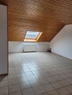 Trebur Großzügige 2-Zimmer-Wohnung im Dachgeschoss in ruhiger Lage (Haustiere nicht erlaubt) Wohnung mieten