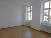 Sulzbach/Saar Sanierte Altbauwohnung in denkmalgeschütztem Anwesen mit großem Balkon , EBK und tollem Ausblick Wohnung mieten
