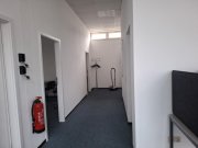 Merzig Nette kleine Büro-/Praxisfläche im Zentrum von Merzig - Parkplätze vor dem Gebäude Gewerbe mieten