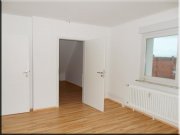 Durmersheim Große helle 3 Zimmer Whg auf 90qmt mit EBK nur noch Möbel Einstellen ! Wohnung mieten