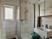 Kirchzarten Zarten - 6 Zimmer mit Balkon 
WG - Geeignet Wohnung mieten