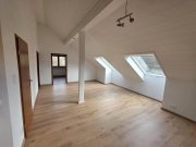 Schliengen Helle 3 Zi.-DG-Wohnung & KFZ-Pl. in Ortsrandlage Wohnung mieten