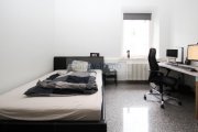 München 4 Zimmerwohnung nahe dem Sendlinger Tor / 2. OG / Küche mit EBK / WG geeignet / Hauptmieter nötig Wohnung mieten