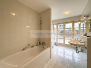 München Besichtigung 16.12 270 qm eigener Garten / 2 Terrassen / 2 Zimmerwhg / EBK / Duplex TG unten Wohnung mieten