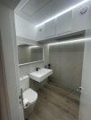Chlorakas Wohnen oder Investieren: Exklusive 2-Schlafzimmer-Wohnung nahe Vrexi Beach mit großem Community-Pool & AirBnB-Potenzial 