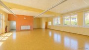Moorenweis Großzügige Büro- / Praxisfläche auf zwei Ebenen in ruhiger Lage von Moorenweis Gewerbe mieten