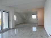 Vöhringen Erstbezug nach Sanierung - 2,5 Zi.DG-WHG mit Gr.Balkon zur Miete in Vöhringen ! Wohnung mieten