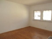 Nürnberg N-Seeleinsbühl: 2-Zi-Whg. (4. OG oh. Lift), Holzdielenböden,Bad m. Badewanne, provisionsfrei Wohnung mieten