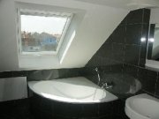 Nürnberg N-St. Peter: 4-Zi-Dachterrassen-Whg. (4. OG oh. Lift), neu saniert, Parkett, Eckwanne, Dusche Wohnung mieten