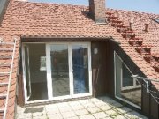 Nürnberg N-St. Peter: 4-Zi-Dachterrassen-Whg. (4. OG oh. Lift), neu saniert, Parkett, Eckwanne, Dusche Wohnung mieten