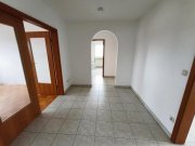 Erlangen 3 Zi. Wohnung (Nr. 6) im DG (2. OG) mit Balkon und Garage Wohnung mieten