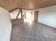 Weisendorf 3 Zi. DG Wohnung mit Küche, Gartenmitbenutzung und Stellplatz Wohnung mieten