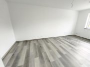 Adelsdorf (Landkreis Erlangen-Höchstadt) 2 Zi. Wohnung (Nr. 8) im OG mit Balkon Wohnung mieten