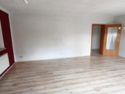Adelsdorf (Landkreis Erlangen-Höchstadt) Ortsrandlage -3 Zi. Wohnung im EG mit Garage, Keller und Garten (auf Wunsch) Wohnung mieten