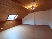 Hof H-41002 - Dachgeschosswohnung mit Einbauküche im Stadtzentrum Wohnung mieten